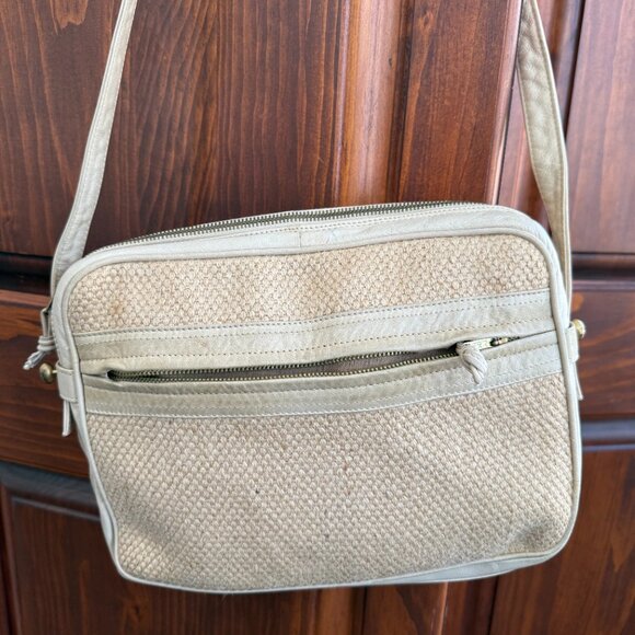 Bottega Veneta woven canvas crossbody bag - Picture 5 of 7